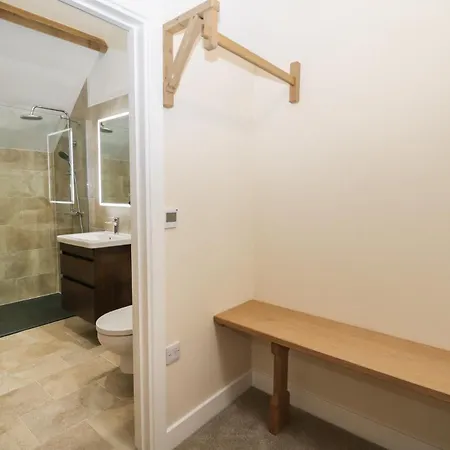 Winnie's Stable * 요크